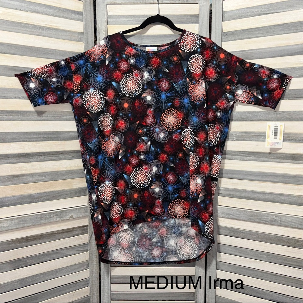 LuLaRoe Firework Pattern Short Sleeve‎ Tee